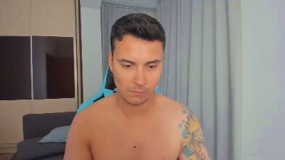 MattMalone live cam on Cam4