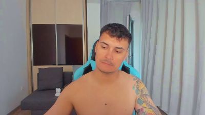MattMalone live cam on Cam4