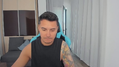 MattMalone live cam on Cam4