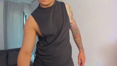 MattMalone live cam on Cam4
