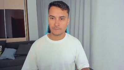 MattMalone live cam on Cam4