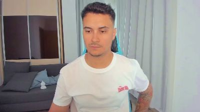 MattMalone live cam on Cam4