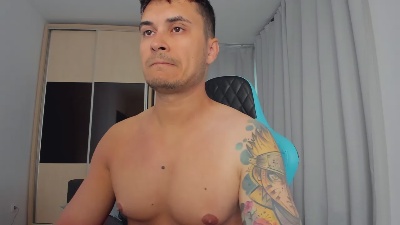 MattMalone live cam on Cam4