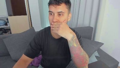 MattMalone live cam on Cam4