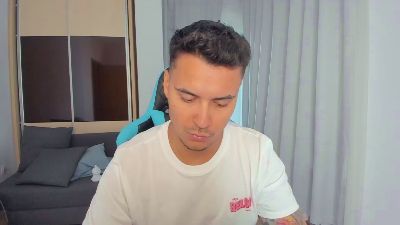 MattMalone live cam on Cam4