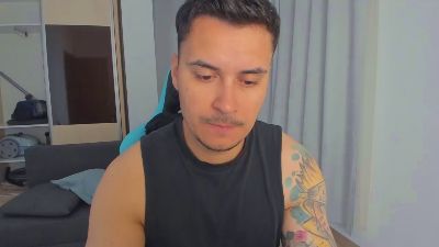 MattMalone live cam on Cam4
