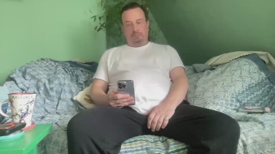 Mattgarr05 live cam on Cam4