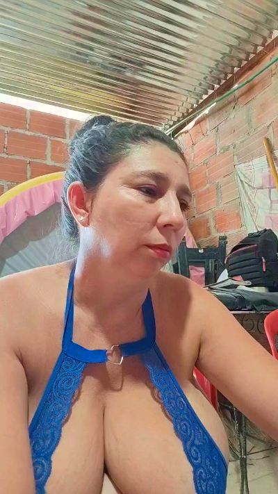 Maturealexa live cam on Cam4