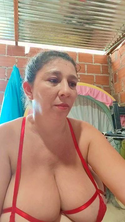Maturealexa live cam on Cam4