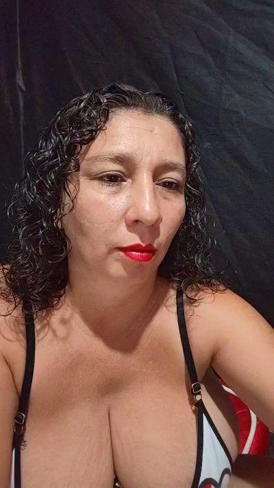 Maturealexa live cam on Cam4