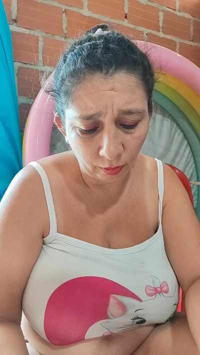 Maturealexa live cam on Cam4
