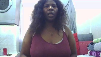 Maturegodess live cam on Cam4
