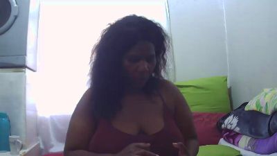 Maturegodess live cam on Cam4