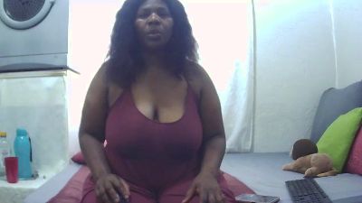 Maturegodess live cam on Cam4