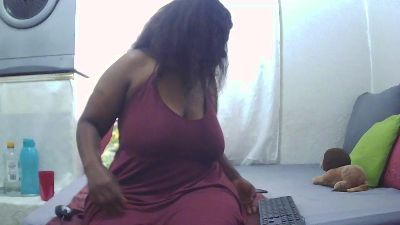 Maturegodess live cam on Cam4