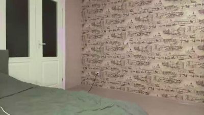 MauraGoudeau live cam on Cam4