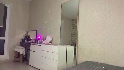 MauraGoudeau live cam on Cam4