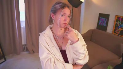 MauraMeiste live cam on Cam4