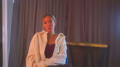 MauraMeiste live cam on Cam4