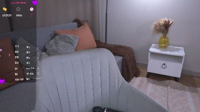 MaureenCrust live cam on Cam4