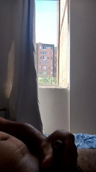 Mauro_ca live cam on Cam4