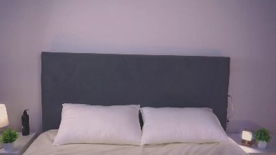 MavisKrack live cam on Cam4