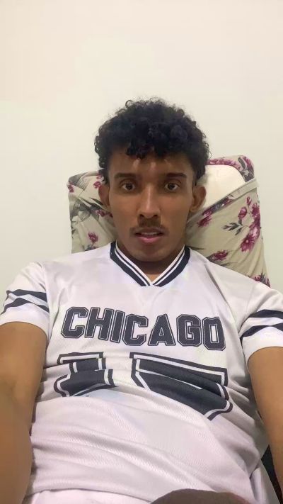 MavyFelipe live cam on Cam4