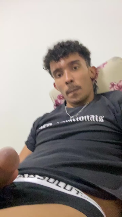 MavyFelipe live cam on Cam4