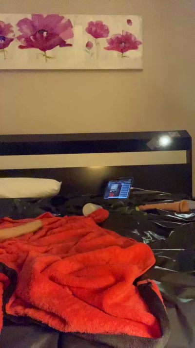 Max9191 live cam on Cam4