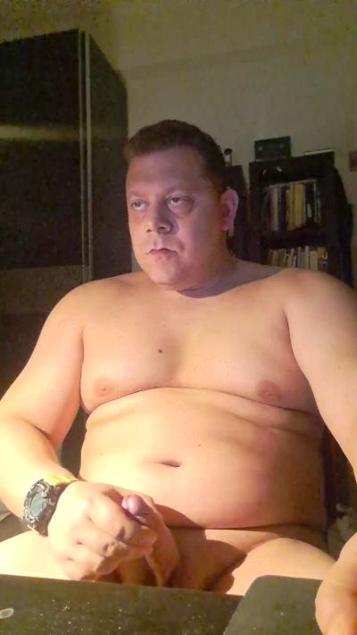 Max995 live cam on Cam4