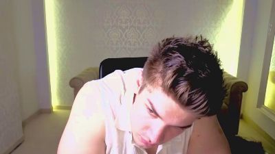 MaxKaidenn live cam on Cam4