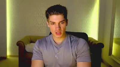 MaxKaidenn live cam on Cam4