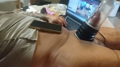 MaxRawx1 live cam on Cam4