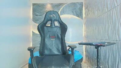 MaxWellMacX live cam on Cam4