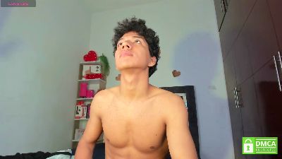 Max_Khalil live cam on Cam4