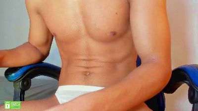 Max_Khalil live cam on Cam4