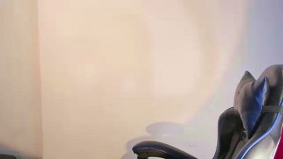 Max_Khalil live cam on Cam4