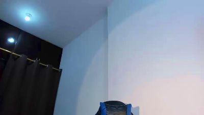 Max_Khalil live cam on Cam4