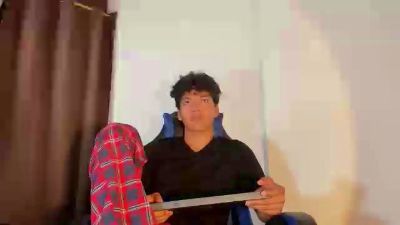 Max_Khalil live cam on Cam4