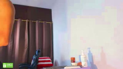 Max_Khalil live cam on Cam4