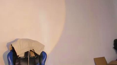 Max_Khalil live cam on Cam4