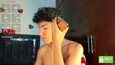 Max_Khalil live cam on Cam4