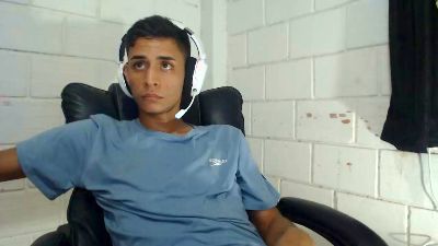 Max_THD live cam on Cam4