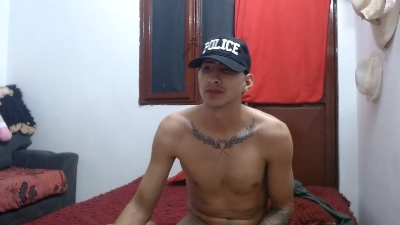 Max_becford live cam on Cam4