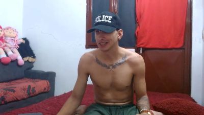 Max_becford live cam on Cam4