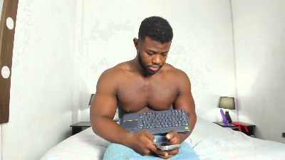 Max_flex live cam on Cam4
