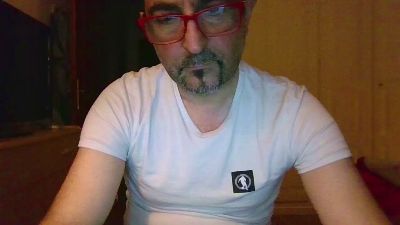 Max_imm69 live cam on Cam4