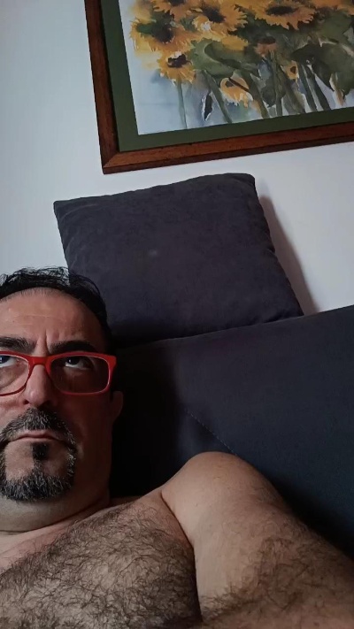 Max_imm69 live cam on Cam4