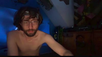 Max_nutt live cam on Cam4