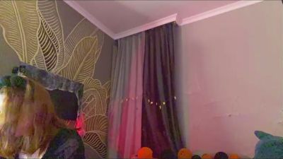 MaximinaBrentz live cam on Cam4